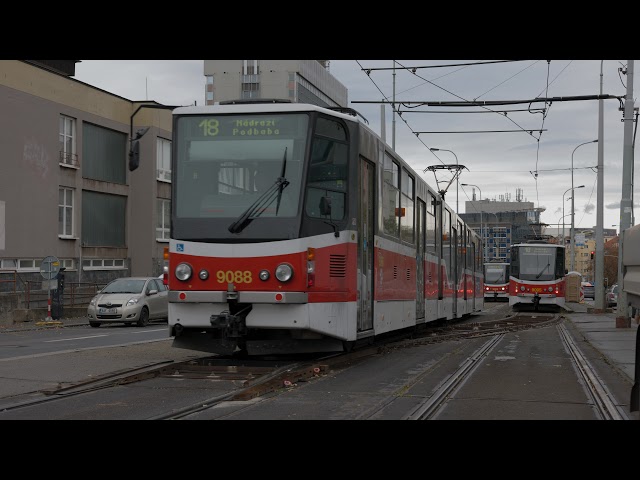 Californien surface switch on Pražského povstání, line 18