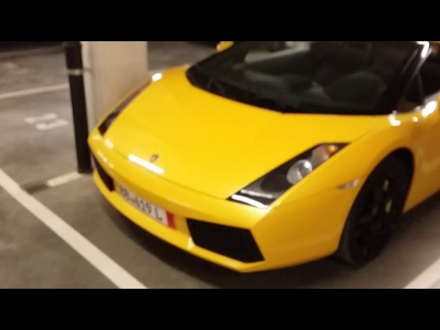 Yello LAMBORGHINI is beutiful