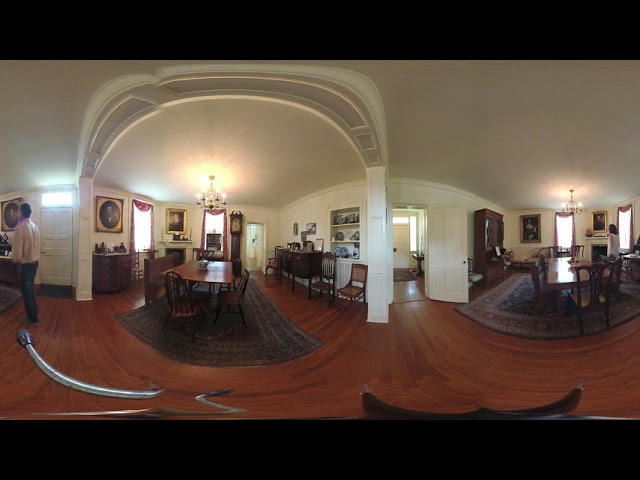 Meredith House - Great Room 360