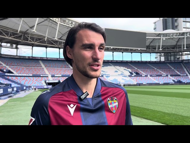 Ignasi Miquel:“Estoy muy feliz, con la ambición de poder sumar al EQUIPO”.