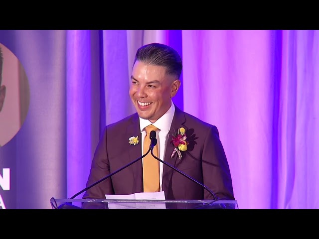 2024 Alumni Hall of Fame inductee Evan Kidera accepts award | San Francisco State University