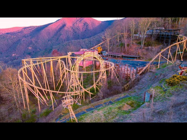 EXPLORING THE GHOST TOWN IN THE SKY AMUSEMENT PARK 🎡🎢 (We almost got caught!)