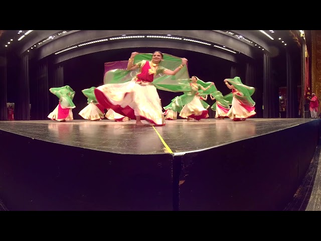 Amazing Garba Dance on Piyu Maro by Nartan Group of Detroit