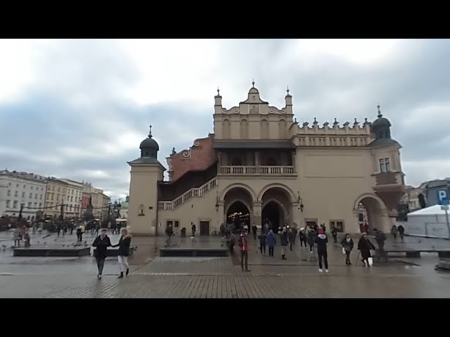 Walk in Cracow Main Square in 4K UHD panorama