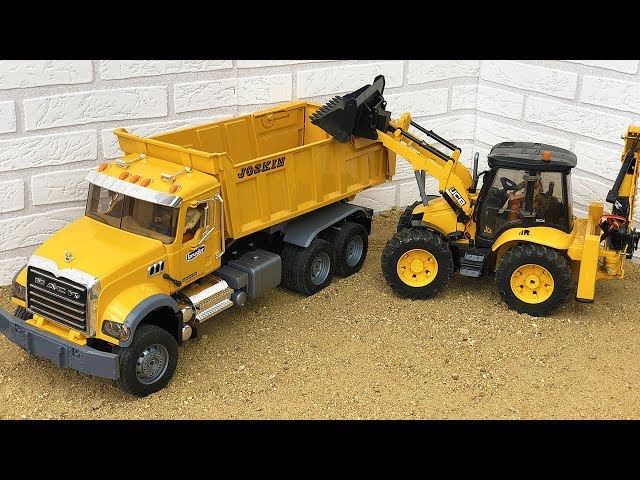 Bruder RC Construction JCB Backhoe Tractor Excavator, Dump Truck, Bulldozer Video For RC fans