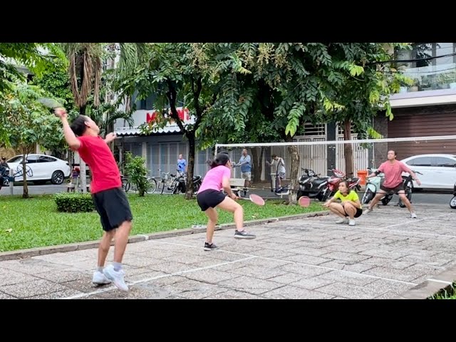 Mixed doubles VS Mixed doubles + Man | outdoor badminton 031024 | no copyright