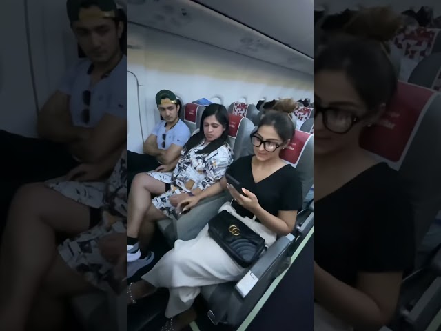 Kabhi apki arm wrestle fight hui hai flight ya bus mein kisi se  #shorts #littleglove