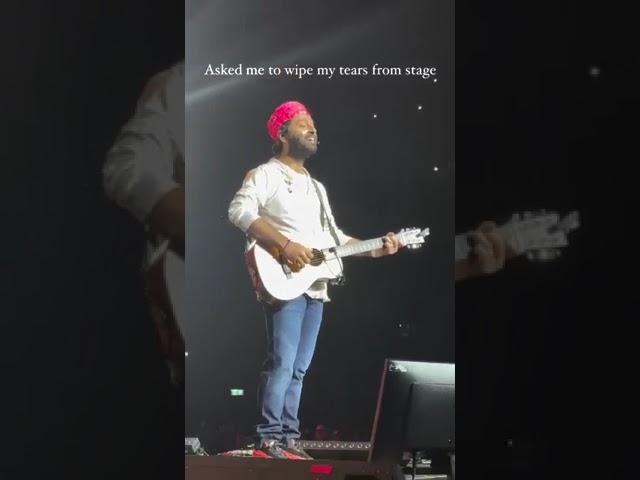 Arijit Singh emotional song #concert #arijitsingh #love #music #song #status #youtubeshorts