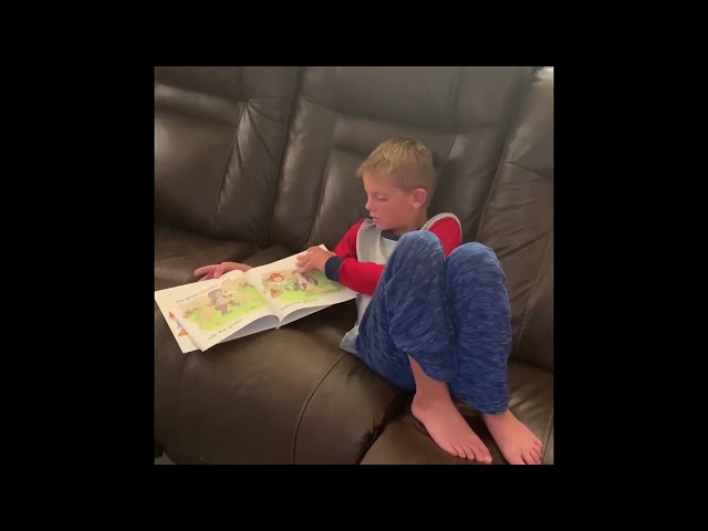 Ryland Reads the Letter G Book