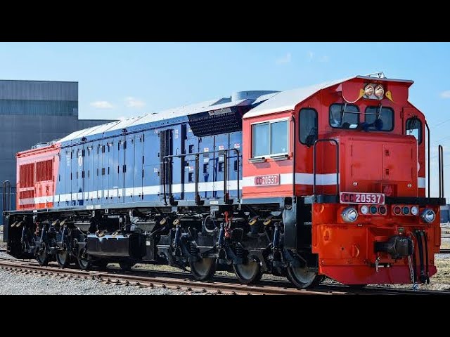 Railroad Crossing | Kompilasi Kereta Api Ngebut | Kereta Api Indonesia