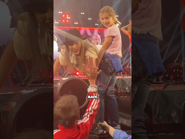 22 Hat Amsterdam! I felt sad for the little boy🥲 #taylorswift #shorts