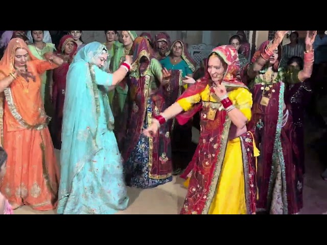 SANTOSH CHOUDHARY//  W JI WA SUPAR HIT DANCE// SANTOSH OR CHOTI BAHAN KA