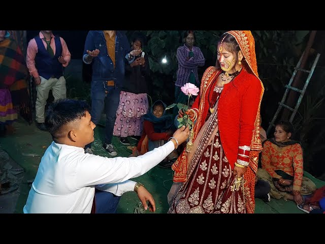 फौजी दूल्हा पहाड़ी दुल्हन || Beautiful  Couple Dance | Wedding Dance | @uttrakhandiculture