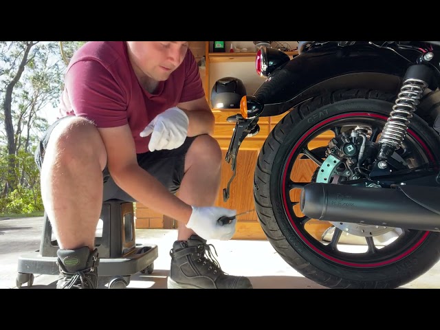 Plugging the puncture on the Meteor 350 - Unedited rambling