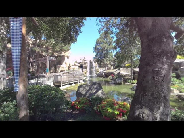 VR180 - Knott's Berry Farm - A Taste of Calico - Indian Trails Waterfall - August 8th 2020