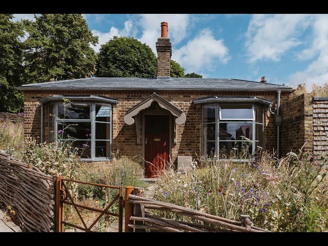 A Designer Couple’s Country Cottage… in South-East London