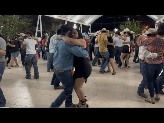 Conjunto Cerro Grande en Coyame Chihuahua  Xv Años de Camila.