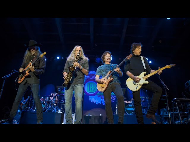 Members of San Jose-based The Doobie Brothers to be inducted to Songwriters Hall of Fame