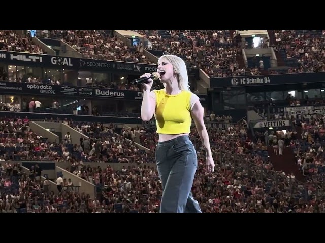 Paramore: Crave [Live 4K] (Gelsenkirchen, Germany - July 17, 2024)