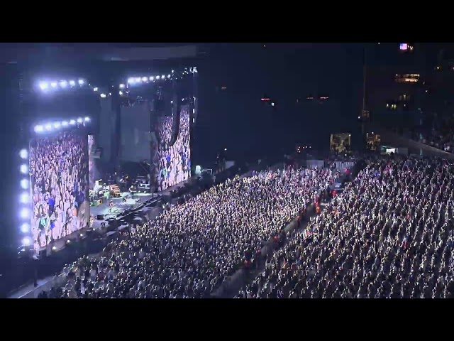 Pearl Jam - Jeremy + Alive (Chicago, Wrigley Field, 8/30/2024)