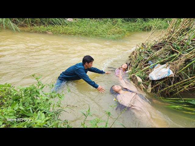 Single mother and daughter were harmed by bad people, luckily saved by a policeman