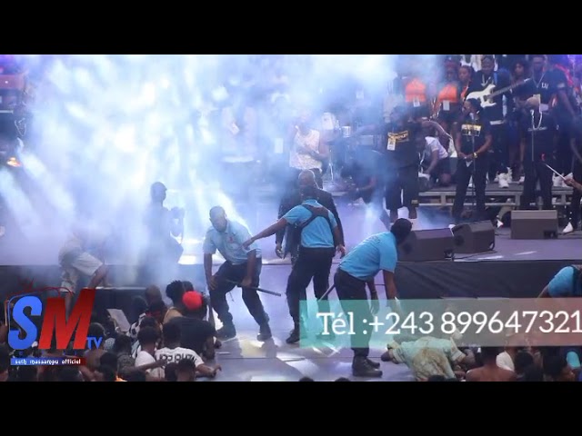 CONCERT DE FERRE GOLA AU STADE DES MARTYRS SAMEDI 24 JUIN (premier partie)