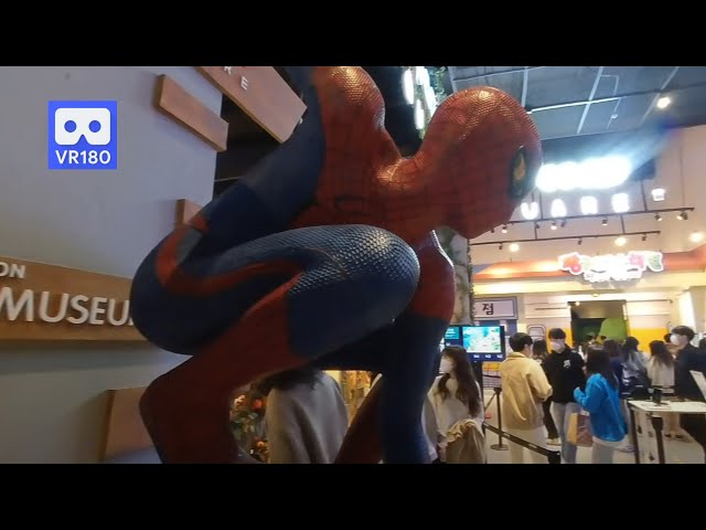 3D 180VR 4K Spiderman is back to No Way Home in Marvel Street