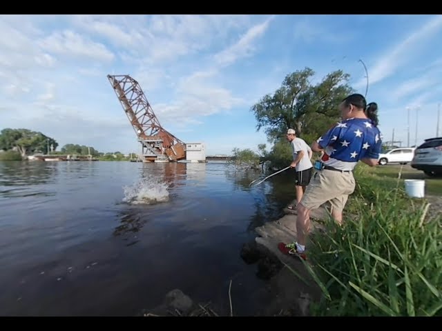 Hmong fishing A Little Fly Catches a moster Fish. 360 degree video