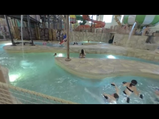 Lazy river at Great Wolf Lodge in virtual reality