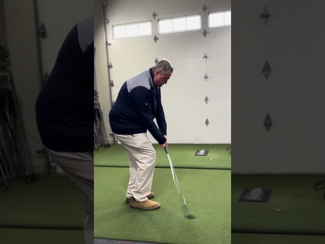 Tips For Chipping and Controlling Your Golf Club