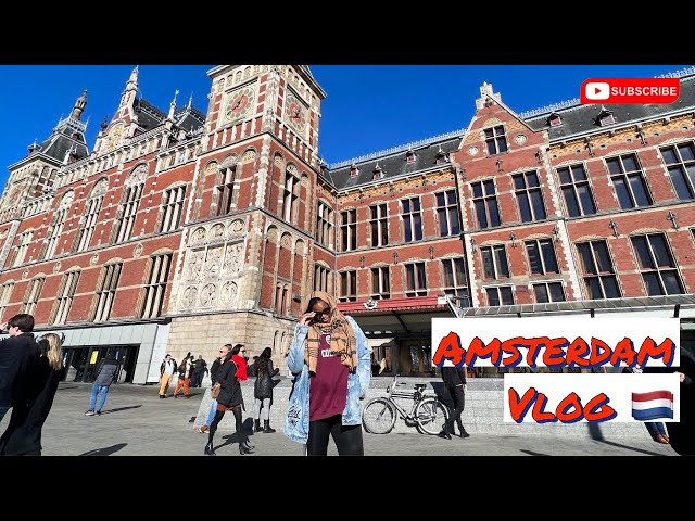 Amsterdam Vlog: Red Light District, Bike Tour, Bitterballen, Stroopwafles and more