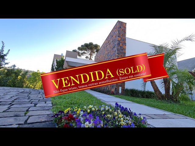 VENDIDA! EM GRAMADO - CONDOMINIO ALPHAVILLE - CASA COM VISTA LINDA.