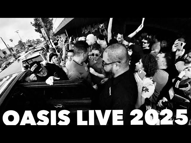 What A Life NOEL and LIAM GALLAGHER BACK TOGETHER FOR OASIS 3RD ACT OASISLIVE25 front row seat in VR