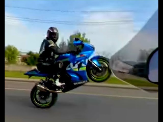 GSXR 1000 Wheelie ( 360 degree footage )