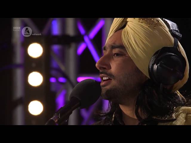 Satinder Sartaaj - Live performance of Cheerey Waalea