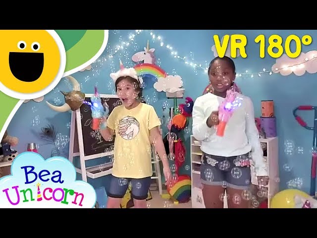 Show and Tell with Bea Unicorn! | VR 180 Video (Sesame Studios)