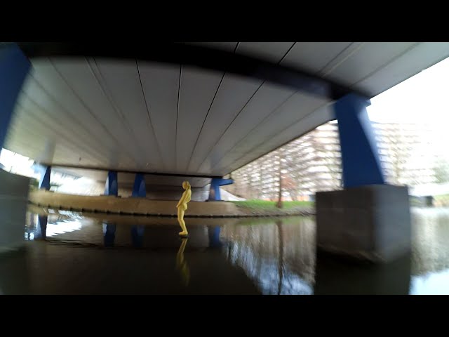 FPV Fun - Flying over water!