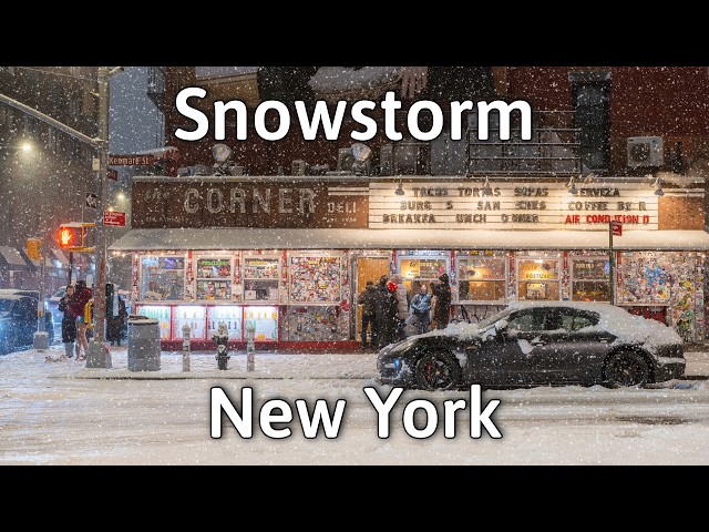 New York City Walking Tour: A Peaceful Walk in a Snowstorm at Night SoHo | 4K