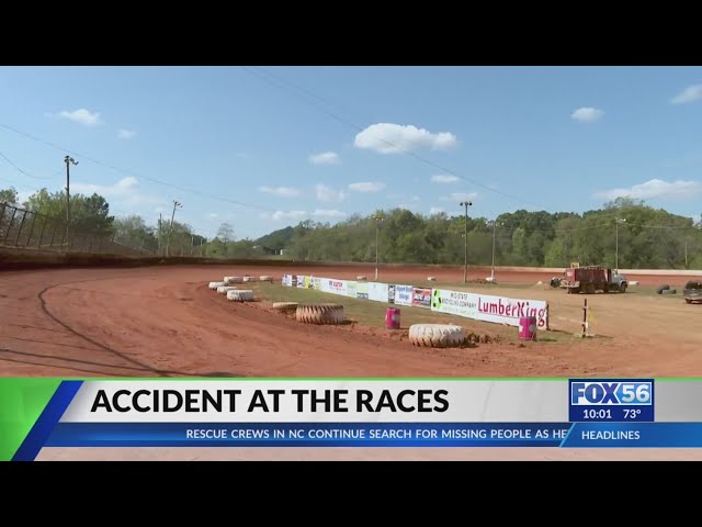 Race car crashes into bleachers at Ponderosa Speedway