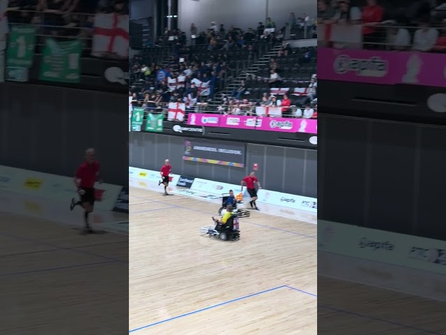 FIPFA 2023 World Cup Sydney: England 🏴󠁧󠁢󠁥󠁮󠁧󠁿 vs USA 🇺🇸: English goalie attacks #powerchair #shorts