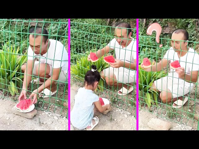 My daughter was kind enough to give my father watermelon. I didn't expect my father's greed to get