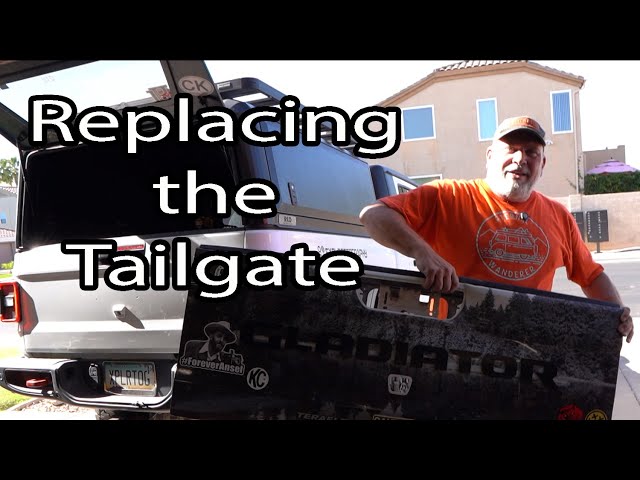 In the Garage - New Tailgate - Jeep Gladiator Components Swap