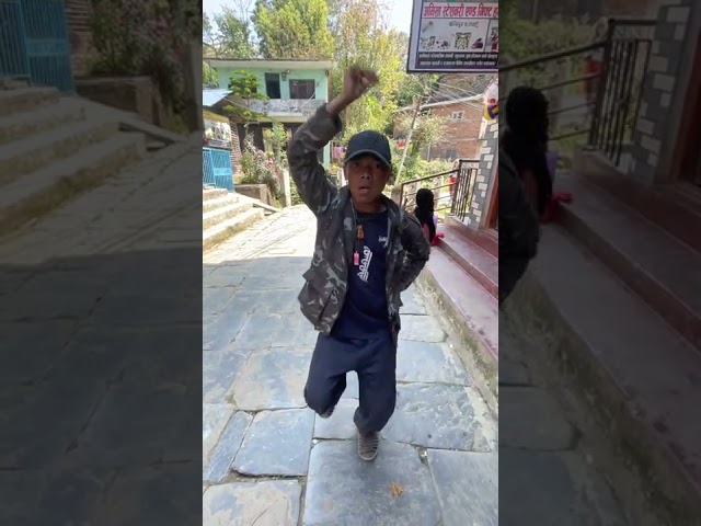 Viral Hemraj Bhujel ko dance Bandipur bazaar ma