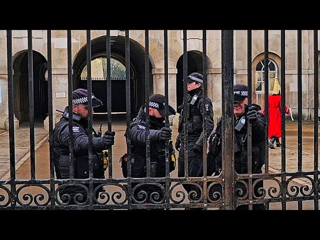 LOCKDOWN! I Went to Horse Guards Today and You Won't Believe What I Found.