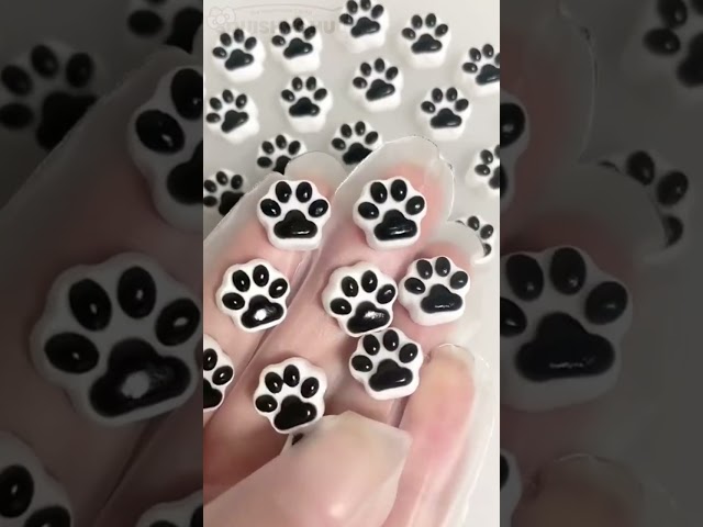 MINI CAT PAWS!  💕 SQUISHYCHUU.COM