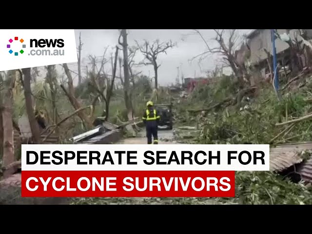 Thousands feared dead in desperate cyclone survivor search