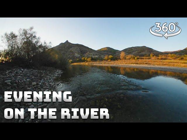 360° VR | Evening on The River Atmosphere - 359 PLUS 1