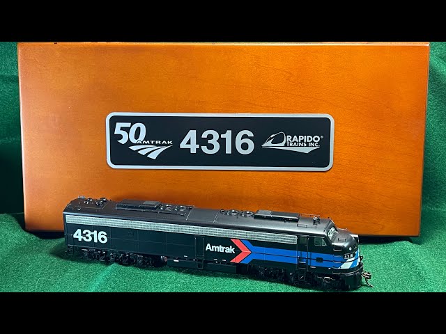 RAPIDO HO scale EMD E8A Amtrak #4316 Early Day One Black Scheme