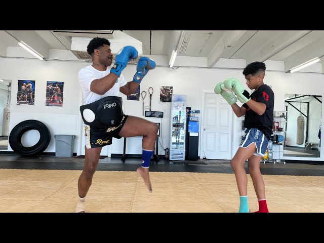 Muay Thai Fight Camp Sparring: Dad & Son!