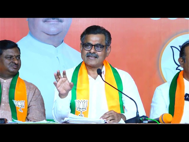 Live:Shri Konda VishweswarReddy,and Dr Boora Narsaiah Goud,addressing the media at BJP State Office